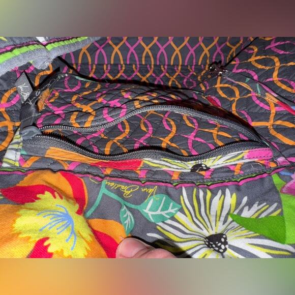 Vera Bradley / Grand Tote / Jazzy Blooms / EUC - Picture 3 of 5